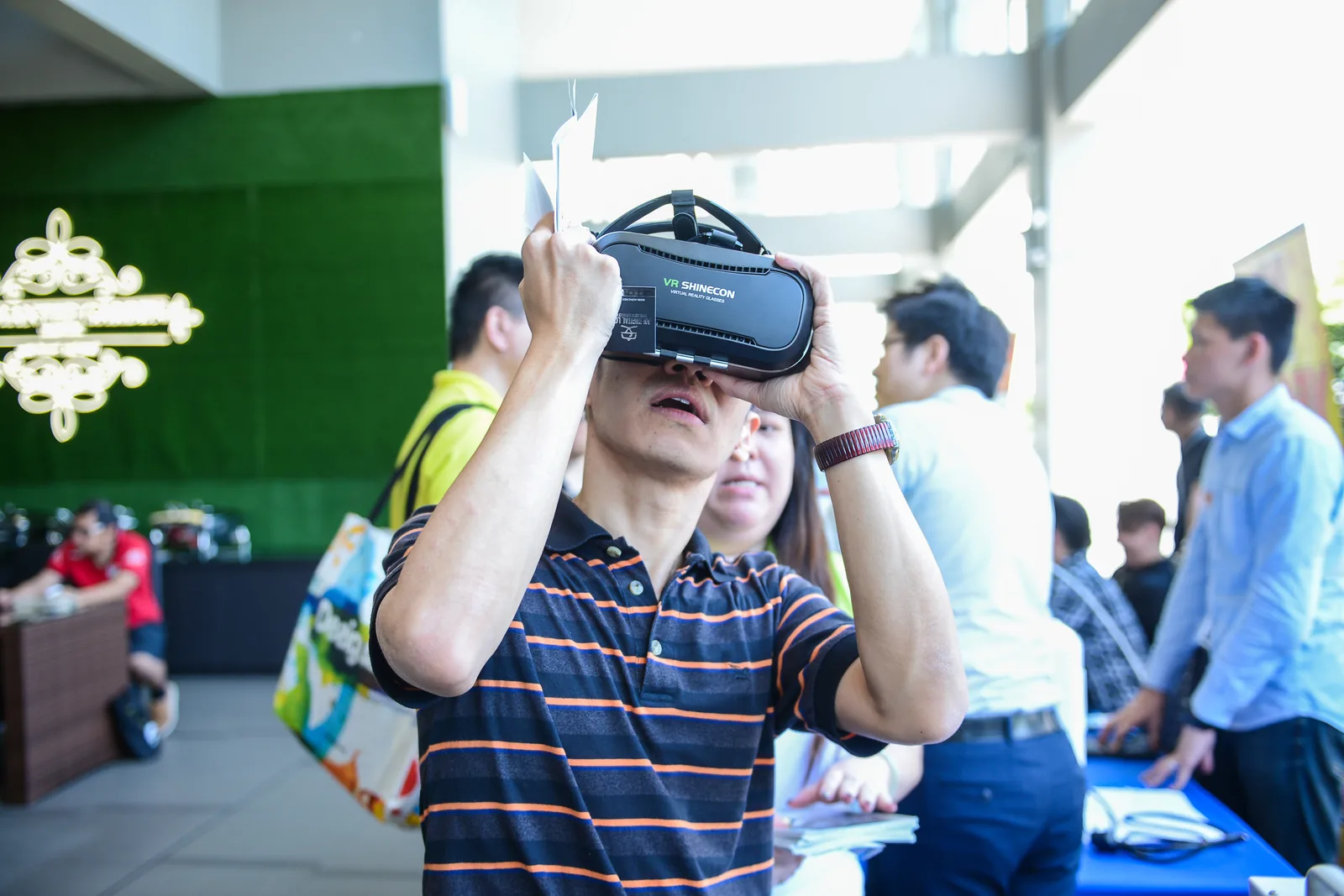 Trying a virtual walkthrough